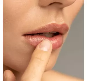 How to Reduce the Signs of Ageing on Your Lips